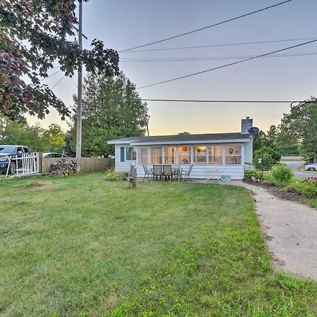 East Tawas Cabin With Lake Huron Access And Views Exterior photo