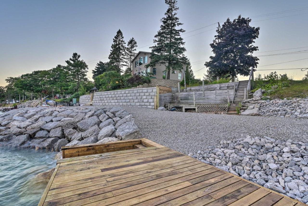 East Tawas Cabin With Lake Huron Access And Views Exterior photo